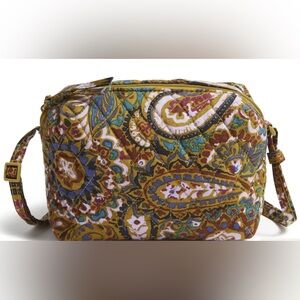 Vera BradleyQuilted Paisley Camera Bag Crossbody BUTA SPRAY PATTERN